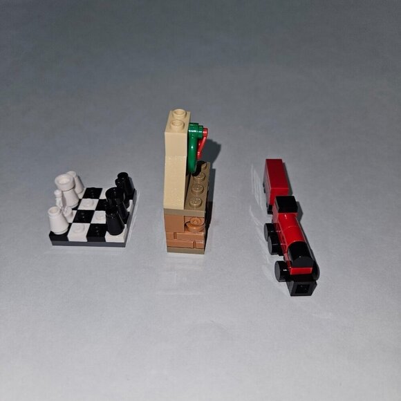 LEGO Harry Potter Advent Calendar 75964 Fireplace Present Hogwarts Express Chess - Picture 6 of 16